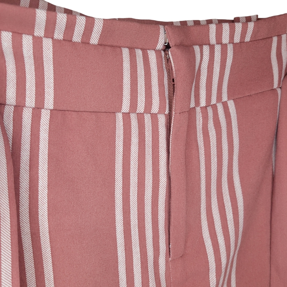 Torrid Self Tie Mid Short- Stripe Dusty Rose Shorts , Size 20 - Picture 6 of 6